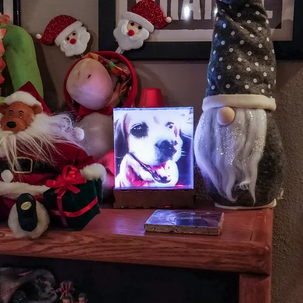 split RGB photo frame