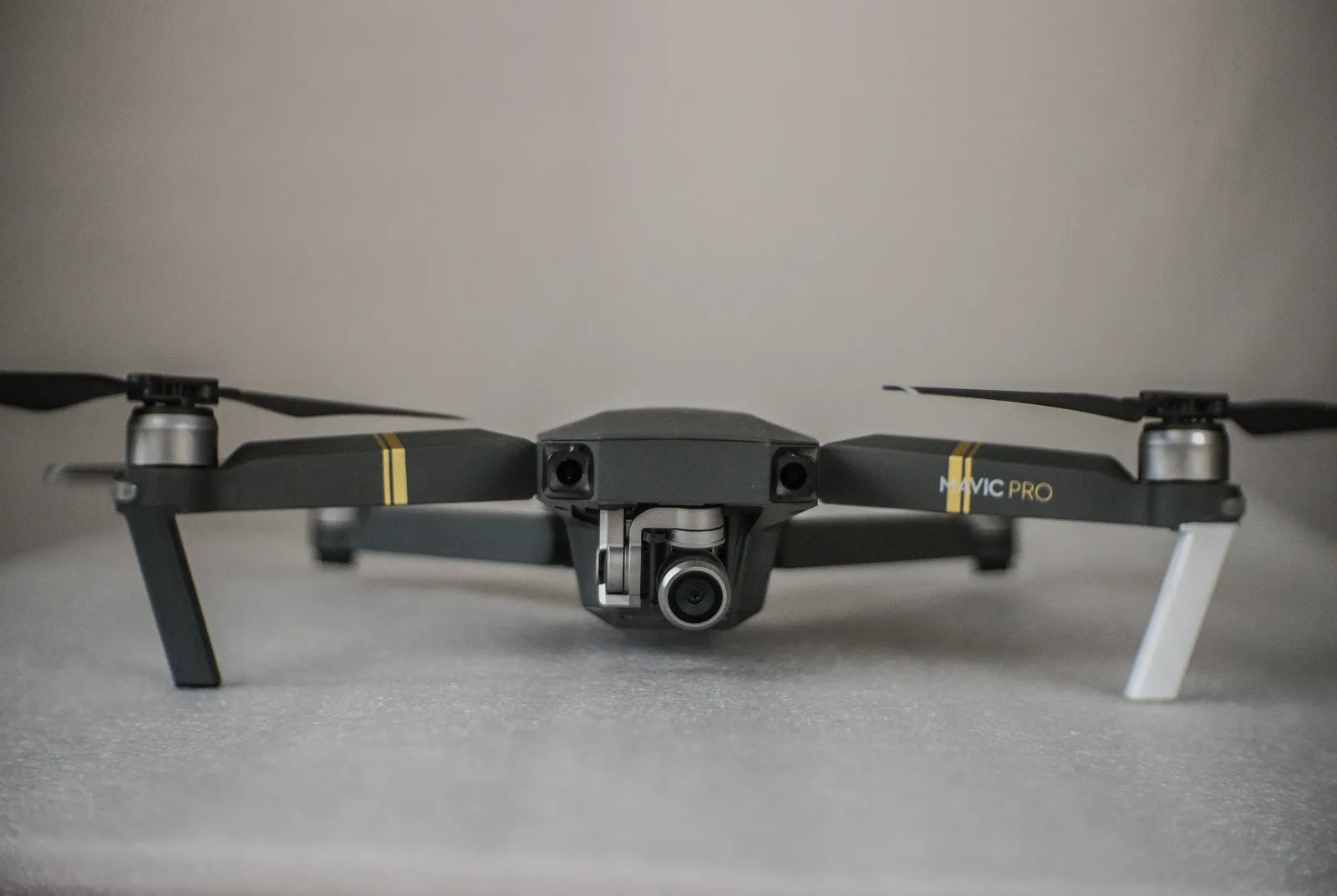 Leg attached to the Mavic.